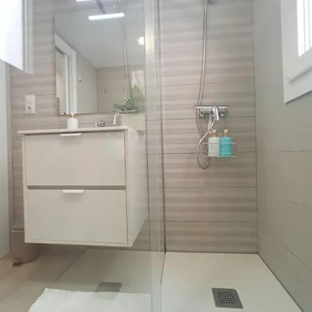 Apartment Alive -jorge Juan